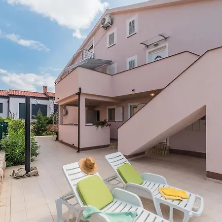 Fenix 2 Apartment